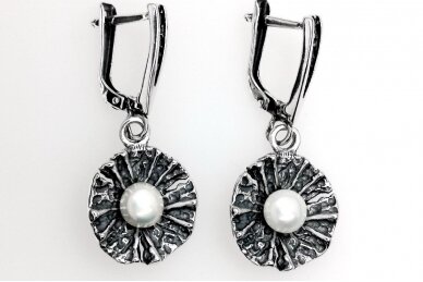 Earrings with cultivated freshwater pearl A3162350590