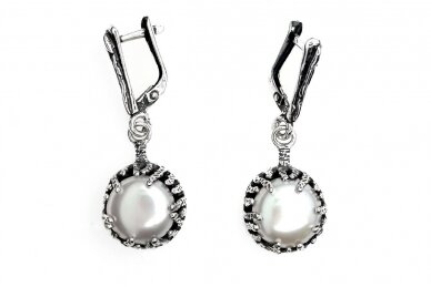 Earrings with cultivated freshwater pearl A3289450940
