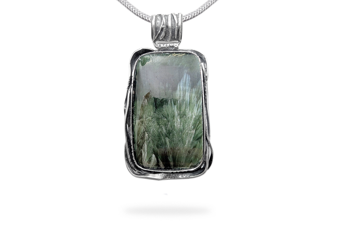 Statement exclusive pendant with Seraphinite Statement exclusive pendant with Seraphinite