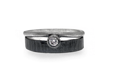 Matte ring with zircon Ž0000400420 1 Matte ring with zircon Ž0000400420 1