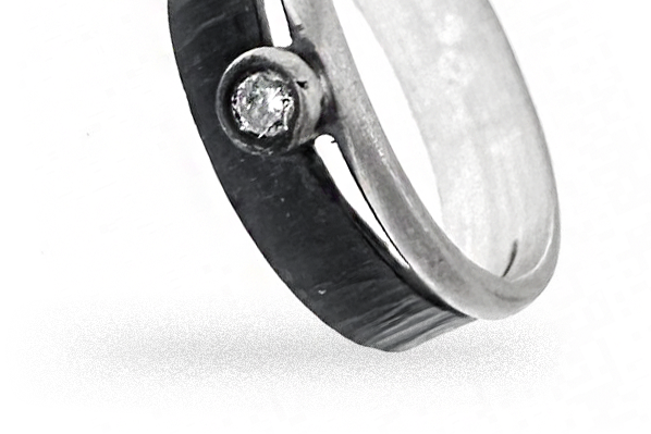 Matte ring with zircon Ž0000400420 2 Matte ring with zircon Ž0000400420 2