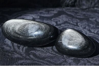 Sagė "Varna" su obsidiano akmeniu 1