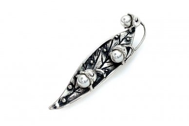 Brooch with Cultivated Pearl SA256300840