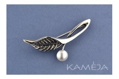 Brooch with Cultivated Pearl SA170300610 1