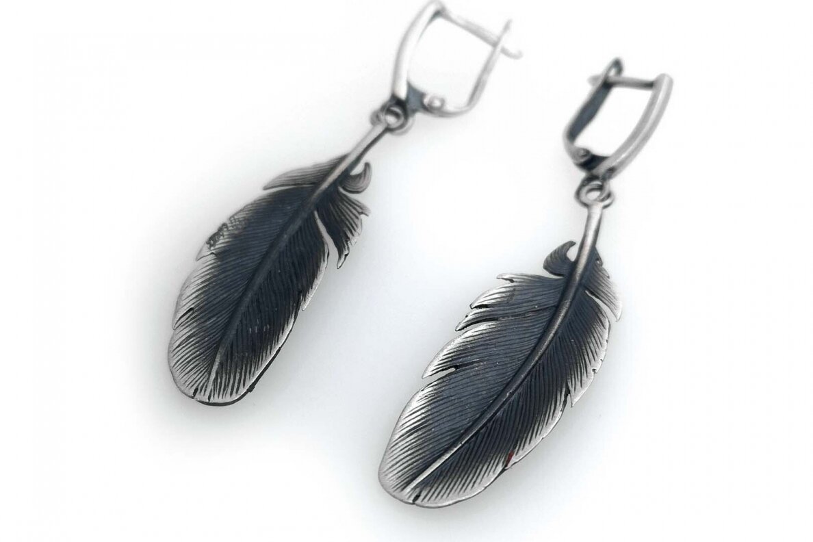 Silver Feather Earrings A3144400590 1 Silver Feather Earrings A3144400590 1