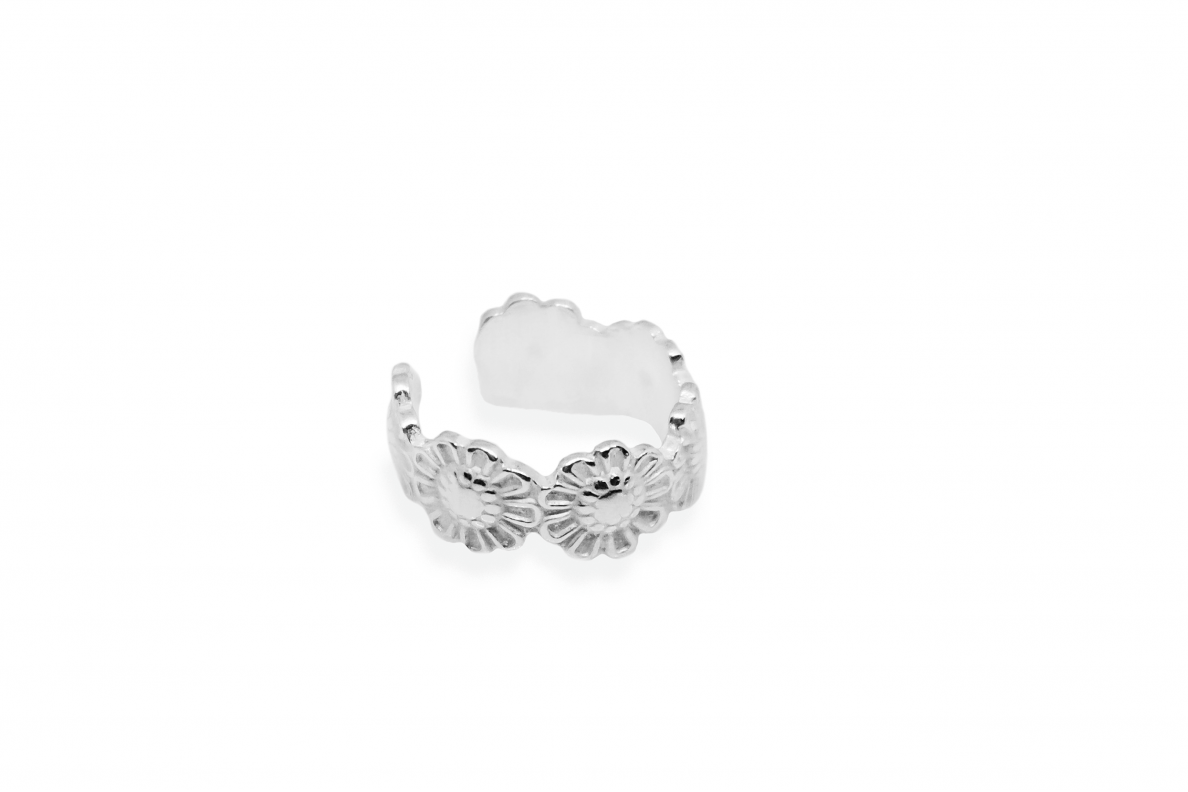 Silver ear cuffs - Daisy 1 Silver ear cuffs - Daisy 1