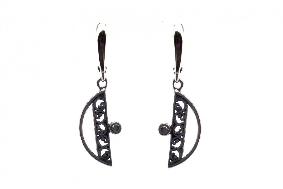 Silver dangling earrings AU0000400360