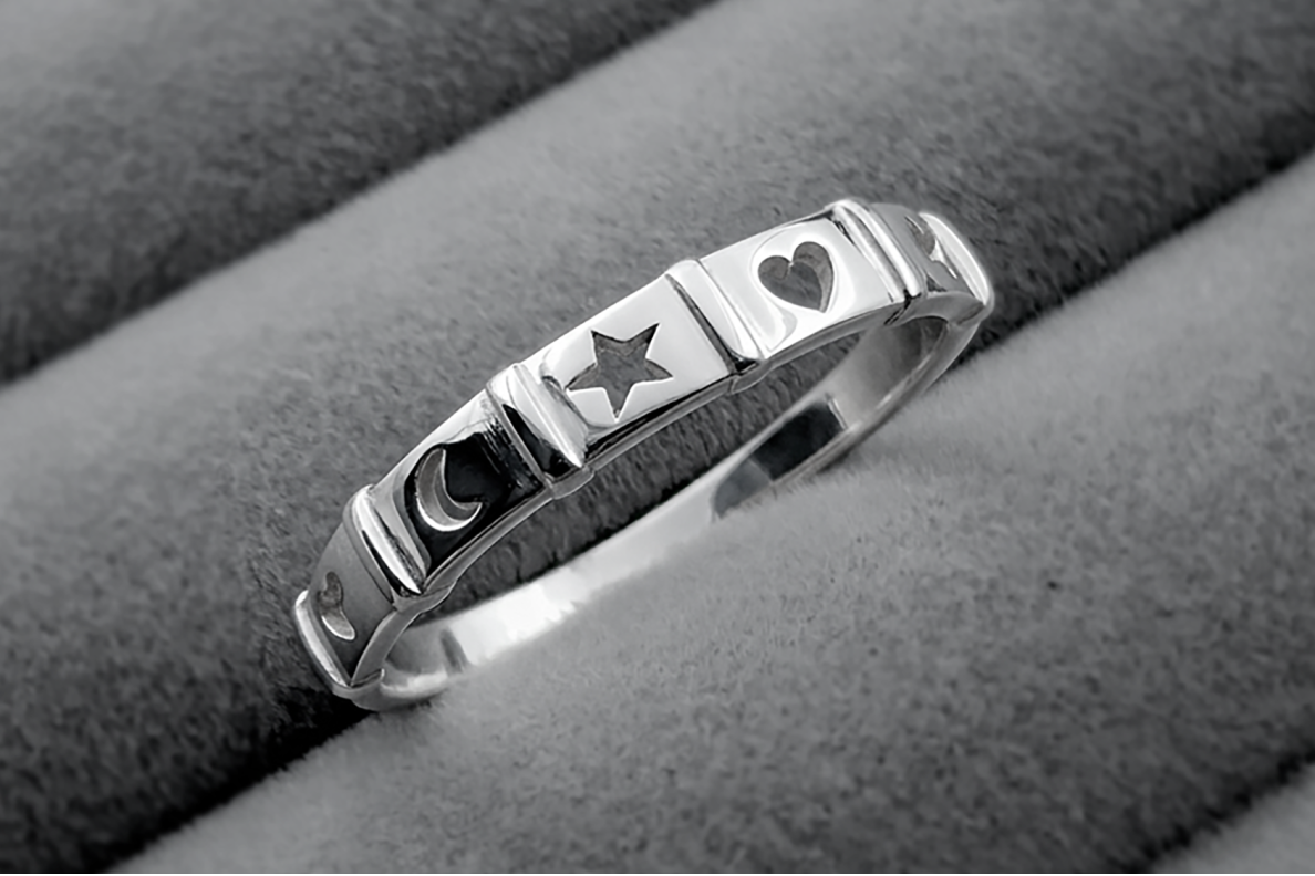Silver ring 1 Silver ring 1