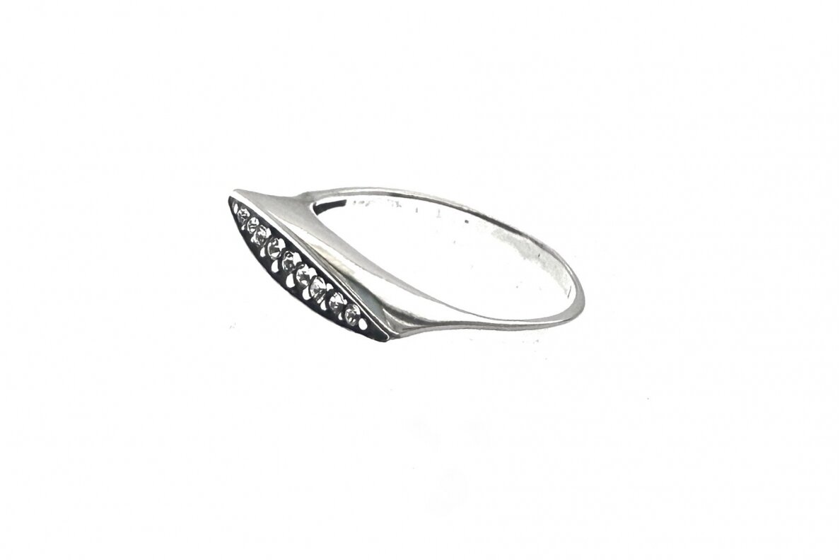Silver ring with zircon Ž0000600220 1 Silver ring with zircon Ž0000600220 1