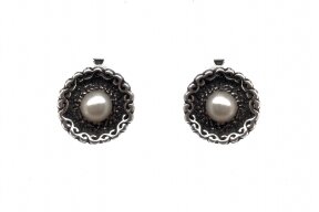 Silver earrings with cultured pearl AU0000400330