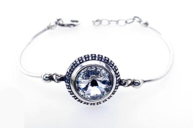 Sidabrinė apyrankė su Swarovski krištolu AP349400710
