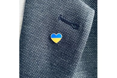Širdelės formos sidabrinis ženkliukas su Ukrainos vėliavos spalvomis 1