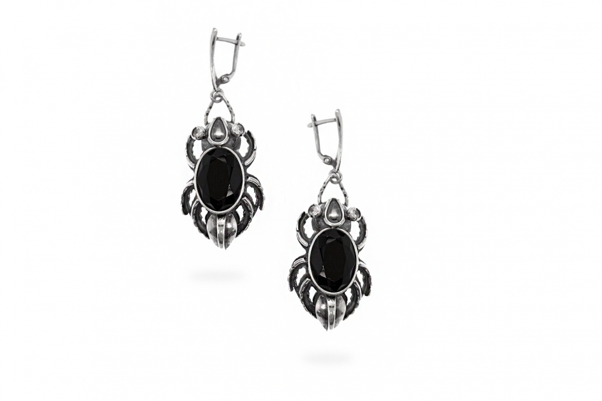 Exclusive earrings - Onyx beetles Exclusive earrings - Onyx beetles