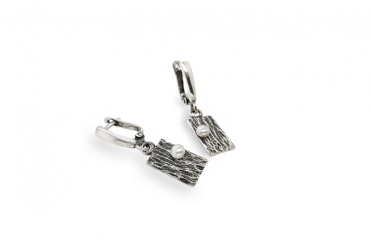 Exclusive earrings with Pearls 1 Exclusive earrings with Pearls 1