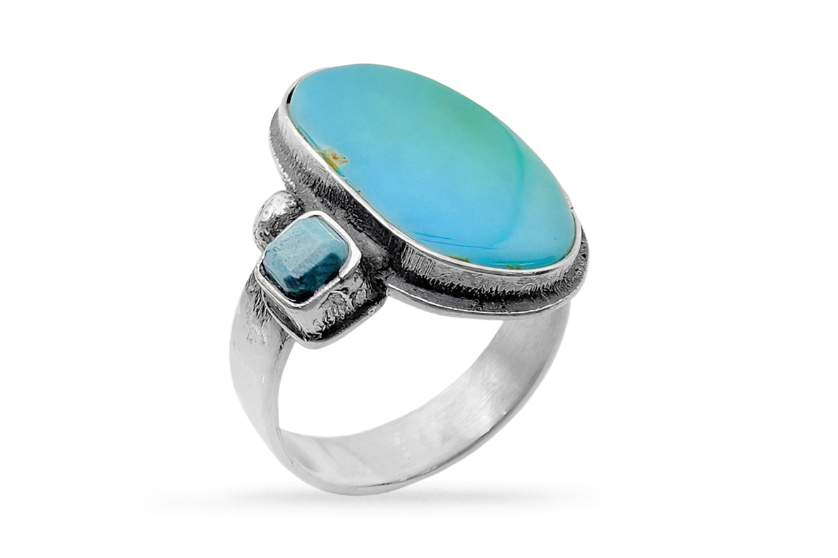 Exclusive ring with Turquoise