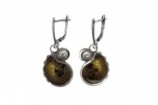 Exclusive earrings with ammonite