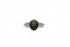 Exclusive ring with labradorite