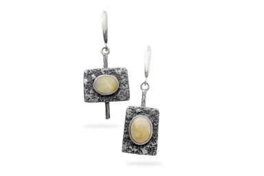 Exclusive earrings with Quartz Exclusive earrings with Quartz