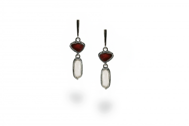Exclusive earrings with Quartz and Corundum Exclusive earrings with Quartz and Corundum