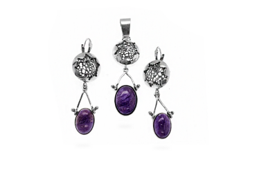 Complect with Charoite