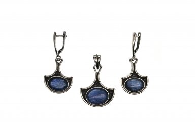 Exclusive set with kyanite Exclusive set with kyanite