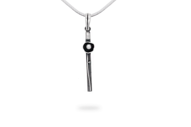 Complect with cultured pearl