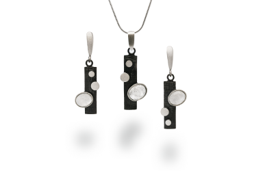 Exclusive set with Moonstone Exclusive set with Moonstone