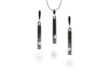 Exclusive set with Pearls Exclusive set with Pearls