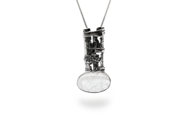 Exclusive pendant with Quartz Exclusive pendant with Quartz