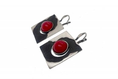 Exclusive earrings with coral 1