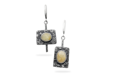 Exclusive earrings with Quartz