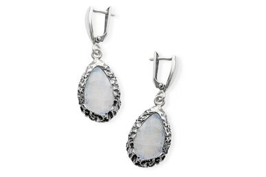 Exclusive earrings with Moonstone 1