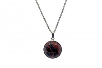 Exclusive pendant with obsidian