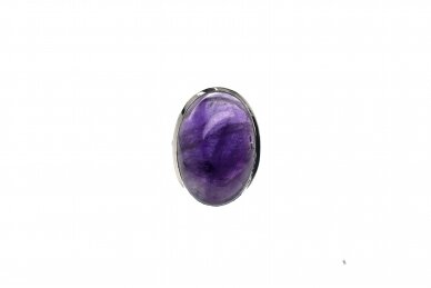 Exclusive ring with amethyst stone