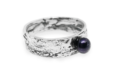 Exclusive ring with Blue Pearl 1